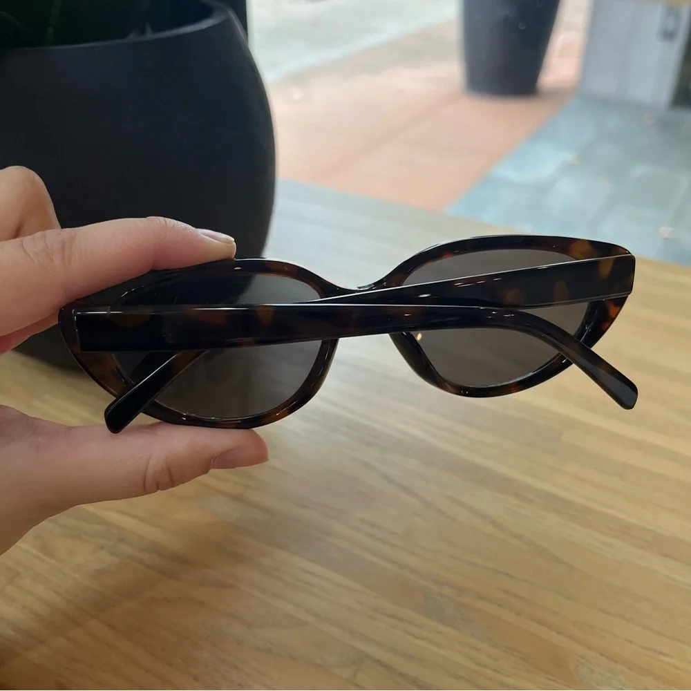 Oak and Fort Sunglasses! - Picture 4 of 8